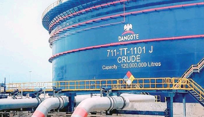 Dangote reduces petrol price to N825 per litre