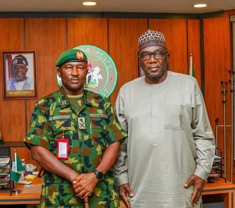 AbdulRazaq Praises Tinubu