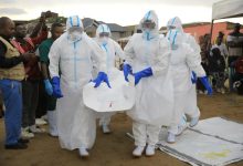 WHO Opposes Ebola Travel Curbs